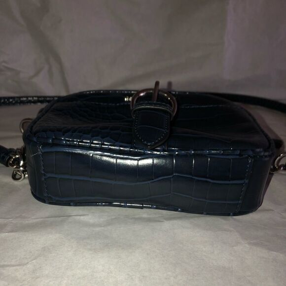 Dana Buchman CrossBody Purse - Picture 5 of 7